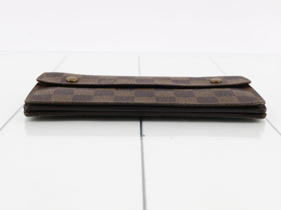 Red Compact Wallet