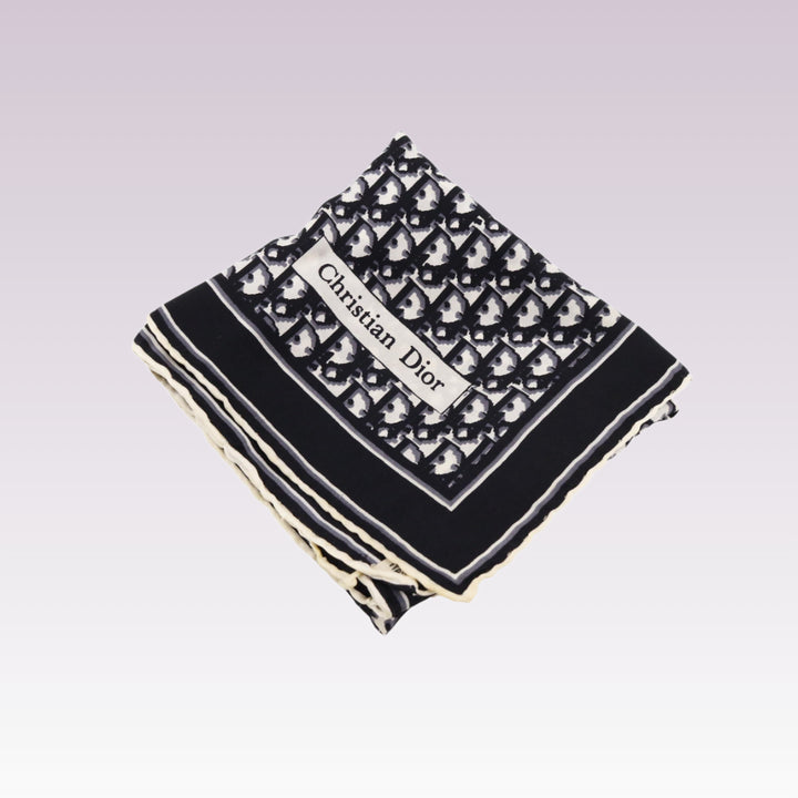 Black Trotter Scarf