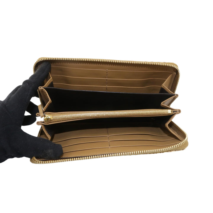 Beige Zippy Wallet