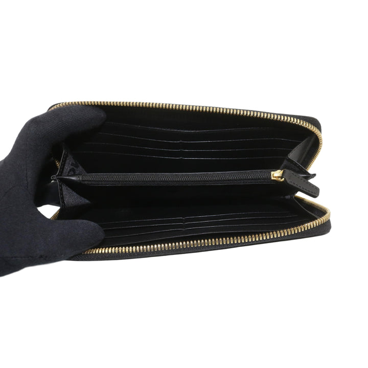 Black x White Zippy Wallet