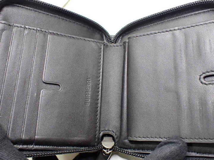 Beige Zippy Wallet
