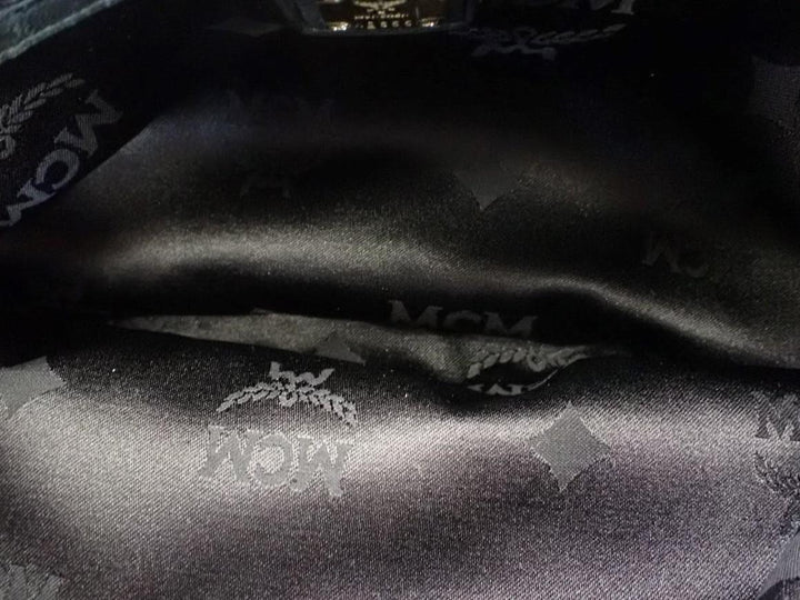 Black Shoulder Bag