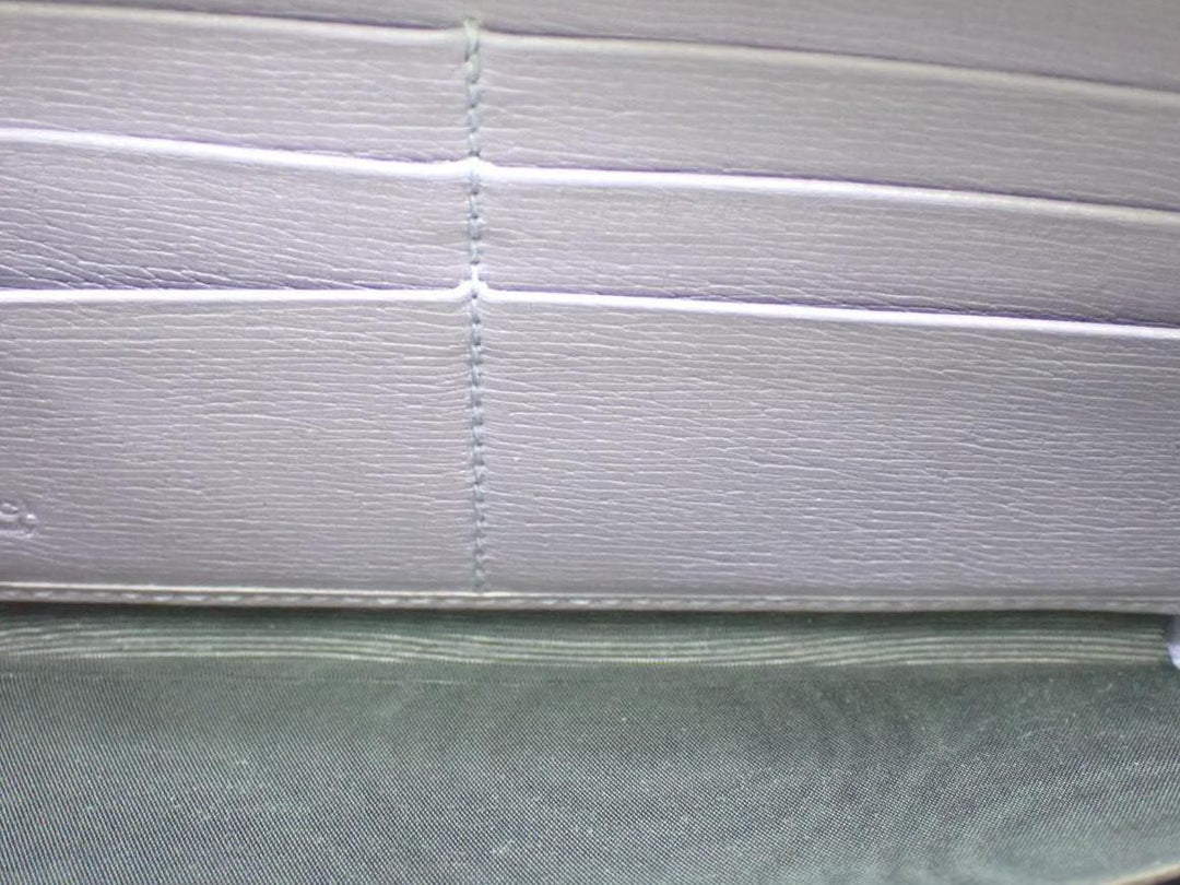 White Zippy Wallet