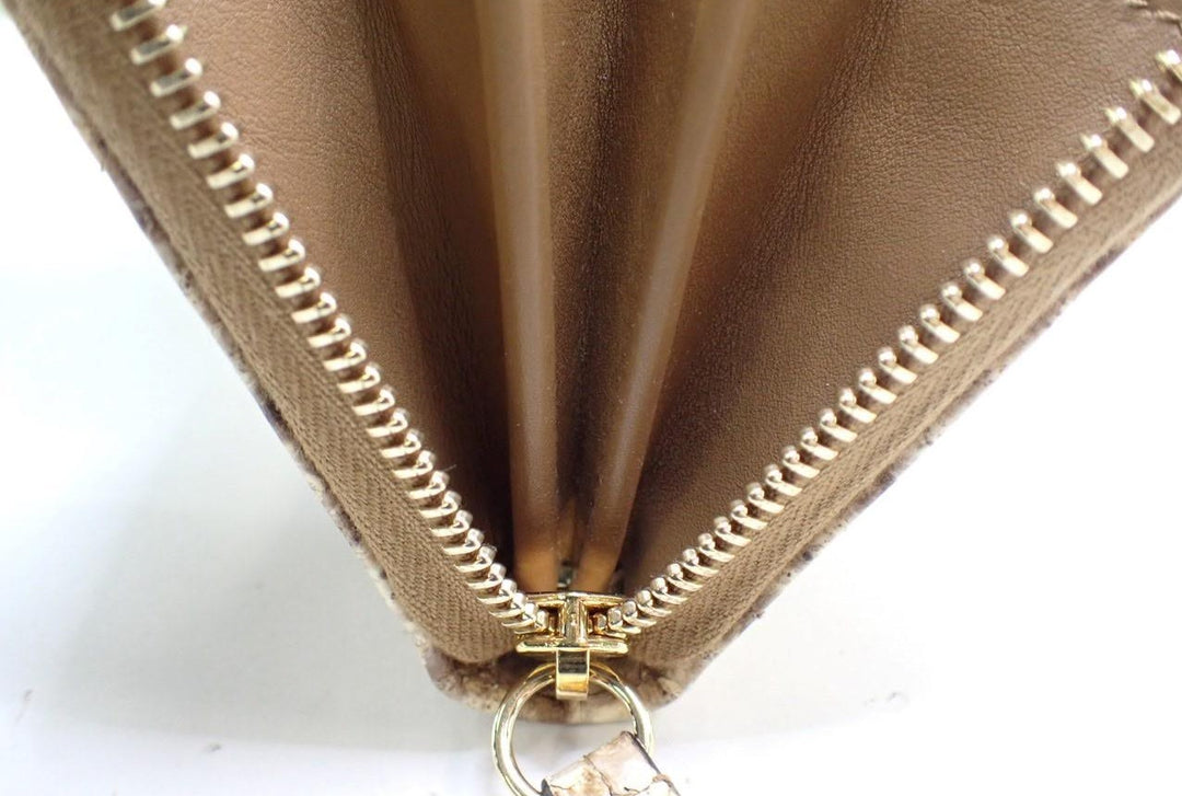 Beige Zippy Wallet