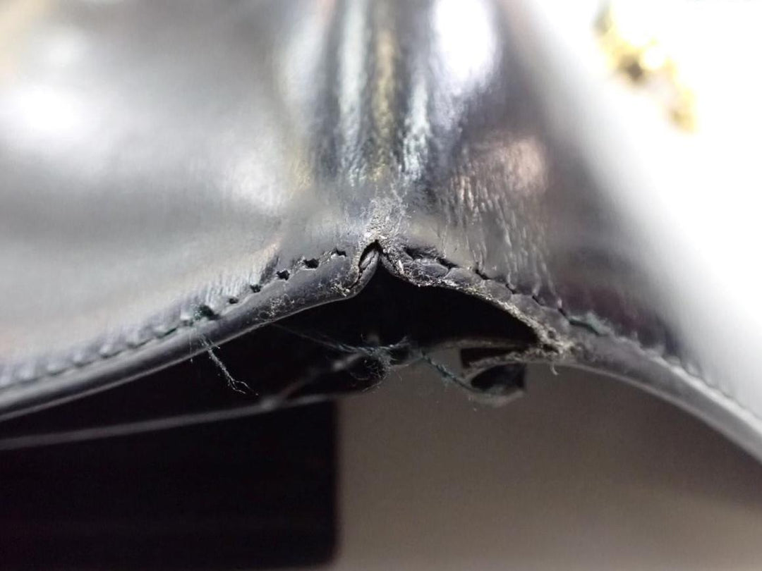 Black Tri-Fold Wallet