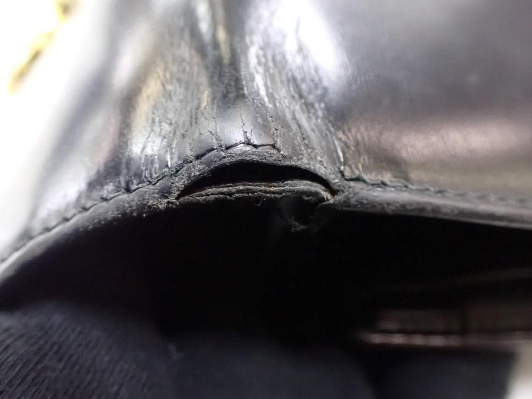 Black Tri-Fold Wallet